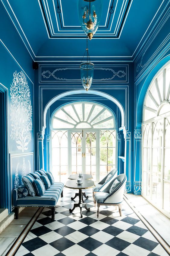 sophisticated interior 4